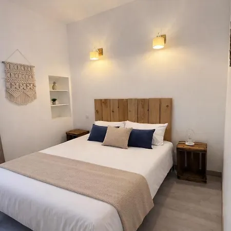 T2 - A 5 Min De La Cite Medievale Apartment *